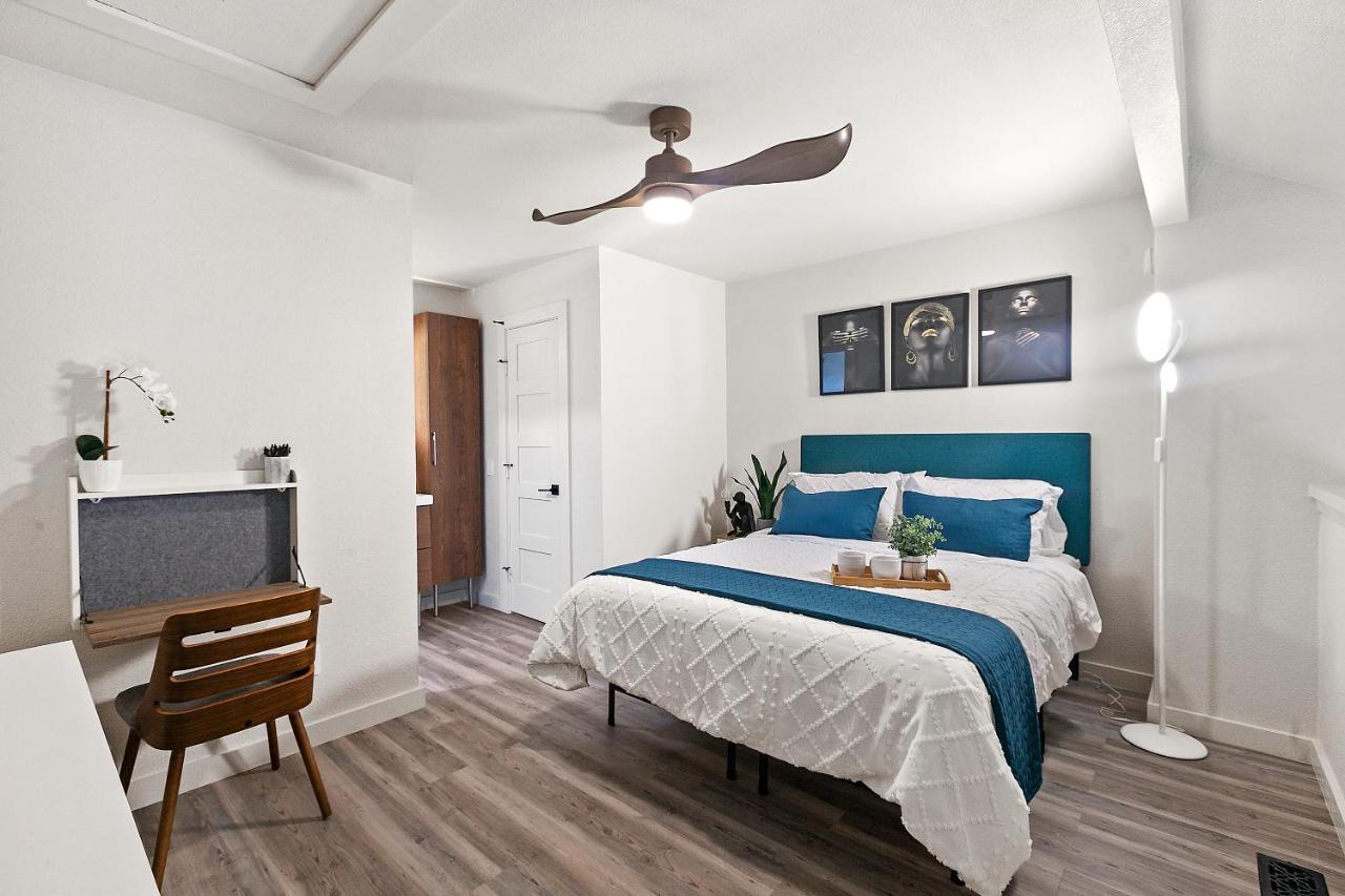 Contemporary Couples Getaway Near Austin Favorites - Loft 21 Daire Dış mekan fotoğraf